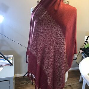 Elegant Burgundy and gold color Paisley Shawl/wrap reversible Pashmina luxury